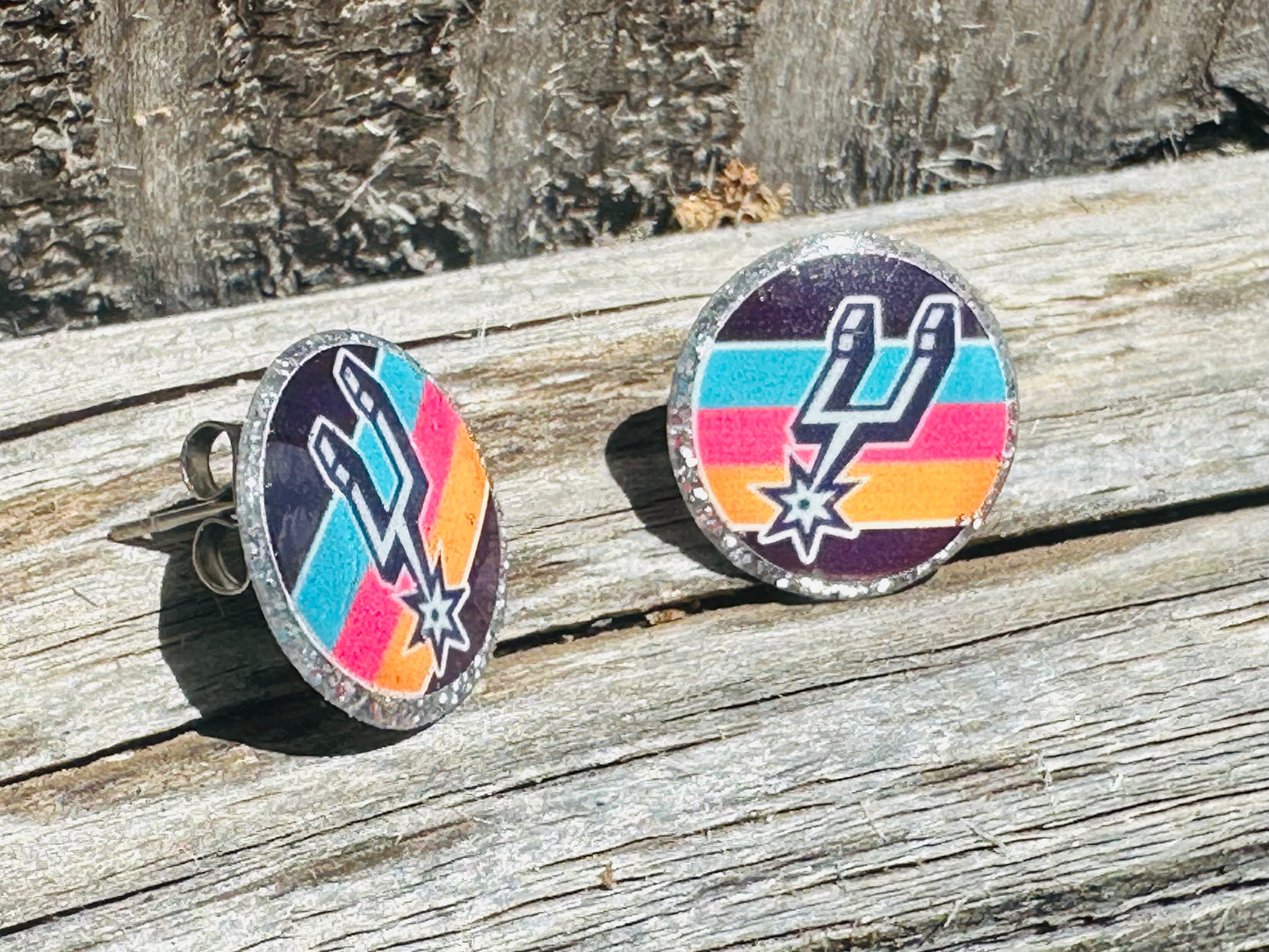 Round Shaped Spurs Stud Earrings